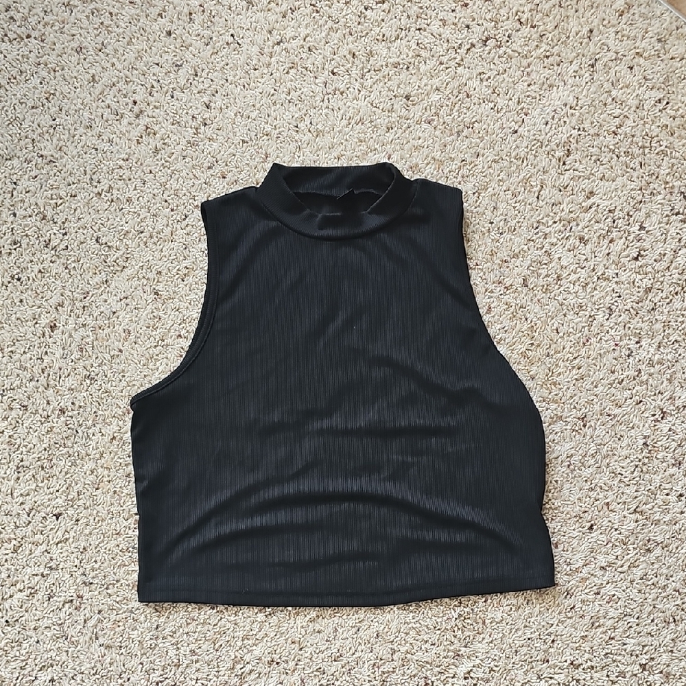 SHEIN Black Ribbed Mock Neck Crop Top